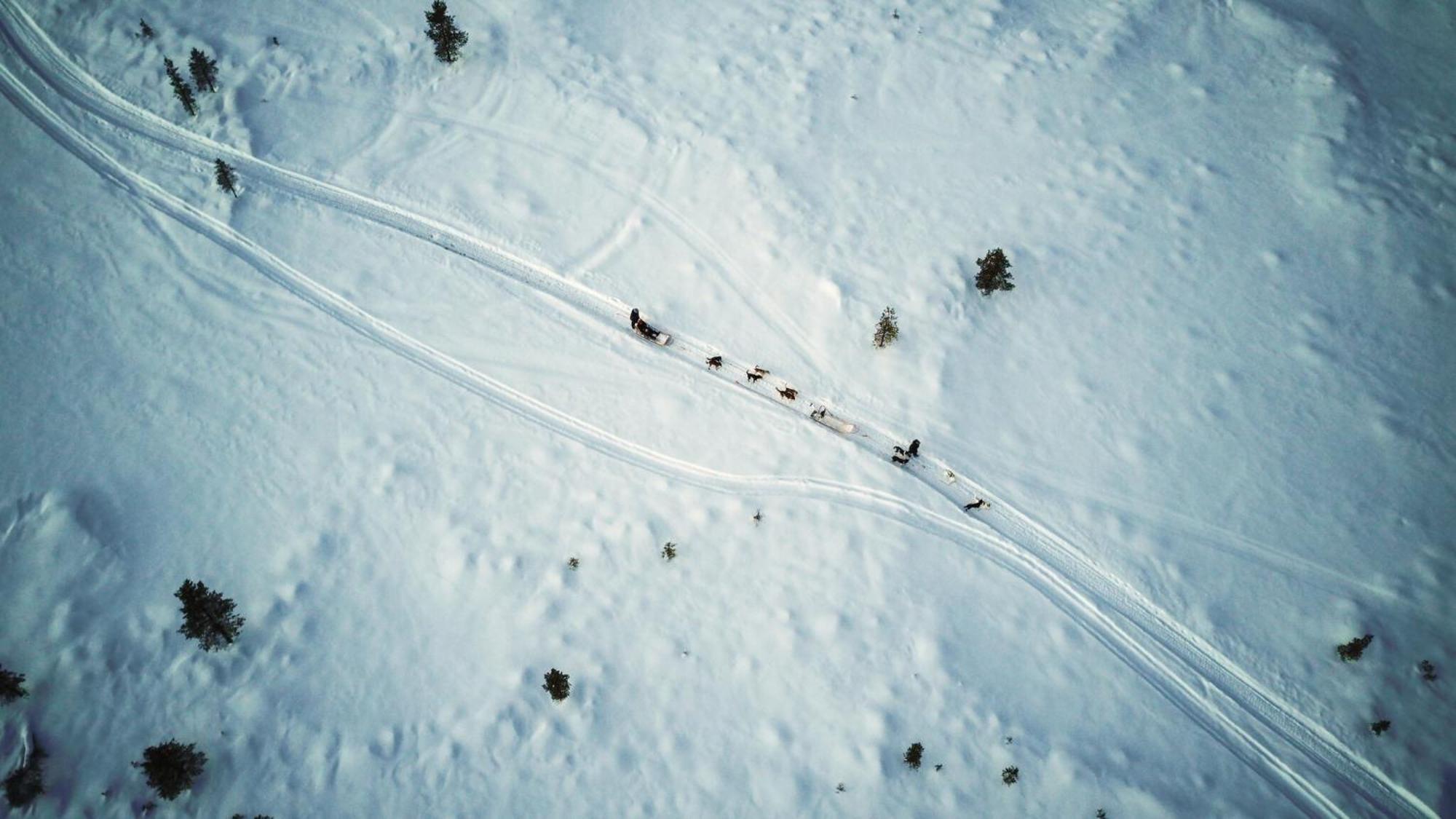 אינארי Crow Creek Cabins מראה חיצוני תמונה